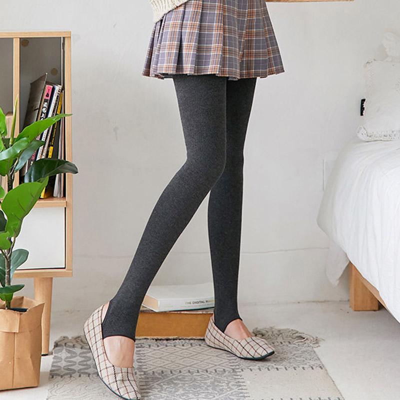 Step-on-foot Socks and Velvet Leggings for Women's Outer Wear In Winter Thin Cotton Vertical Striped Large Size High-waist Warm Pants