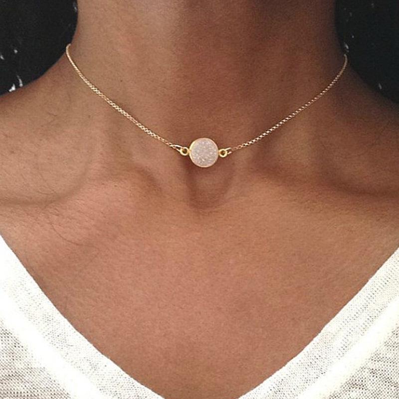 European and American Geometric Resin Disc Clavicle Chain Necklace