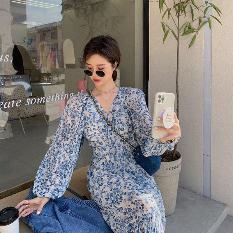 Chiffon Long Skirt Female Summer Holiday Style Retro Floral French Dress V-neck Spring Summer Casual Long Sleeves