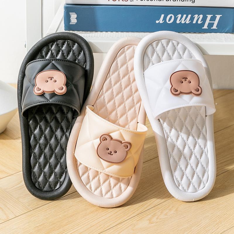 Women Cartoon Badslippers Winter Indoor Slippers Kapcie Beach Flip Flops Bathroom Home Slippers