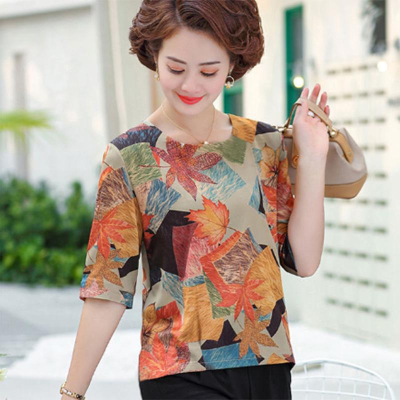 Mom's Summer Thin Section Age-reducing Top Women's Ice Silk T-shirt Loose Fashion Printing Five-point Sleeve Top Women