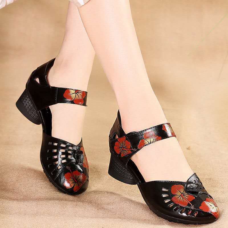 Sandals Women's Summer Fashion Outer Wear Soft Leather Mid-heel Sandals Ladies Sandals Mother Shoes Casual Sandals