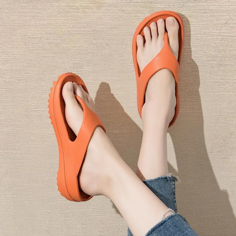 Non-slip Thick-soled Flip-flops Women's Summer Outerwear Fashion Couple Style Clip-on Bathroom Beach Sandals and Slippers