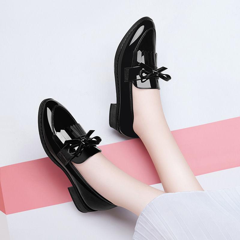 Flat Single Shoes Women Patent Leather Thick Heel Small Leather Shoes British Style Social Work Shoes Women Shiny Small Leather Shoes