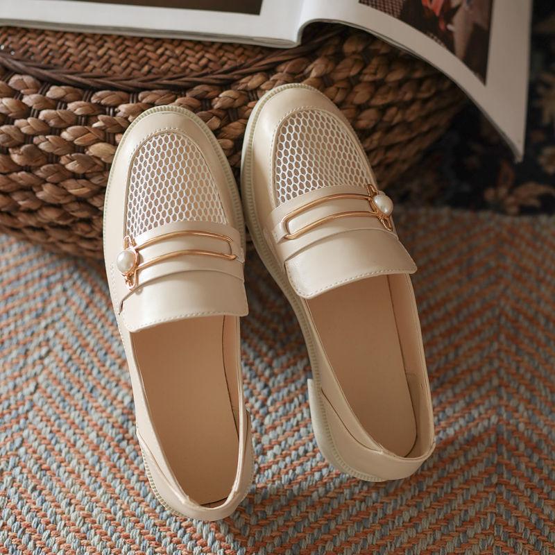 Net Shoes Leather Shoes Women's Breathable Mesh Hollow Flat-bottomed Shoes Women's Non-slip Sandals Breathable Ladies' Leather Shoes