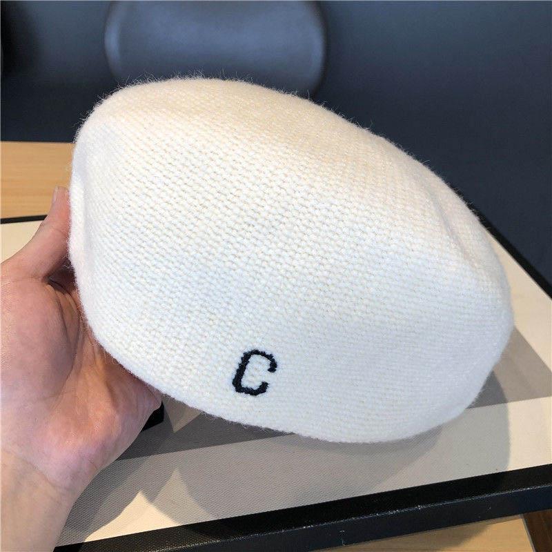 Sweet Solid Color Knitted Beret Hat Female Autumn and Winter Fashion Western Style Embroidery Letter Forward Hat