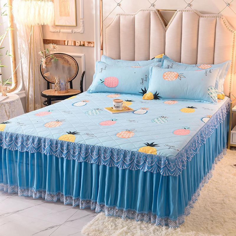 Skin-friendly Bed Skirt Three-piece Bedding Bed Skirt-style Bedspread Sheets Non-slip and Dust-proof Bed Sheet Protective Cover