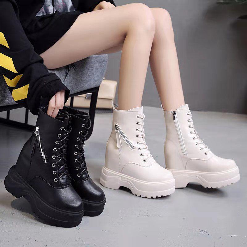 Woman Leather Ankle Boots  Platform Boots Women Wedge Shoes Autumn Winter  Round Toe Lace-up  Inside Raised Martin Boots Ladies Shoes