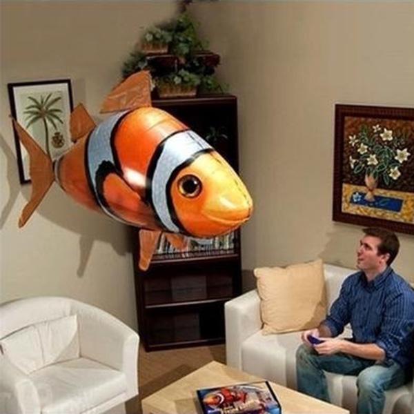 Remote Control Flying Shark+Fish Inflatable Toy Sky Swimmers Funny RC Model