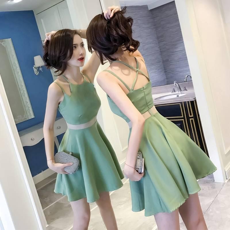 Fashion Open Back Halter Strap Dress Slim Sexy Hollow-out Waist Sleeveless Pleated Dress Club
