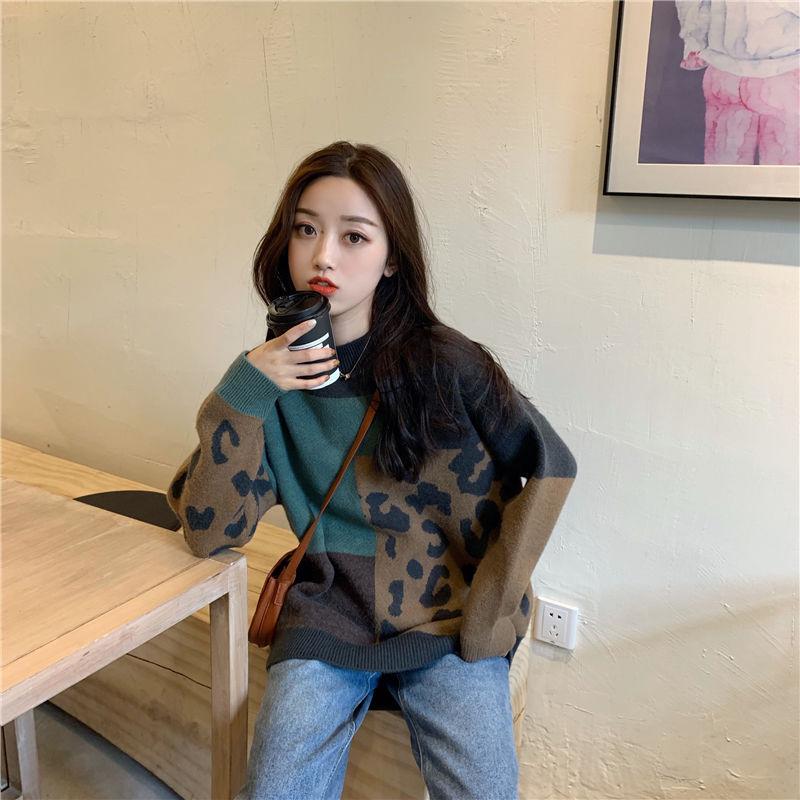 Autumn Winter  Women Fashion Sweater Casual Knitting Sweater Leopard  Round Neck Pullovers Loose Casual Long Sleeve Sweater