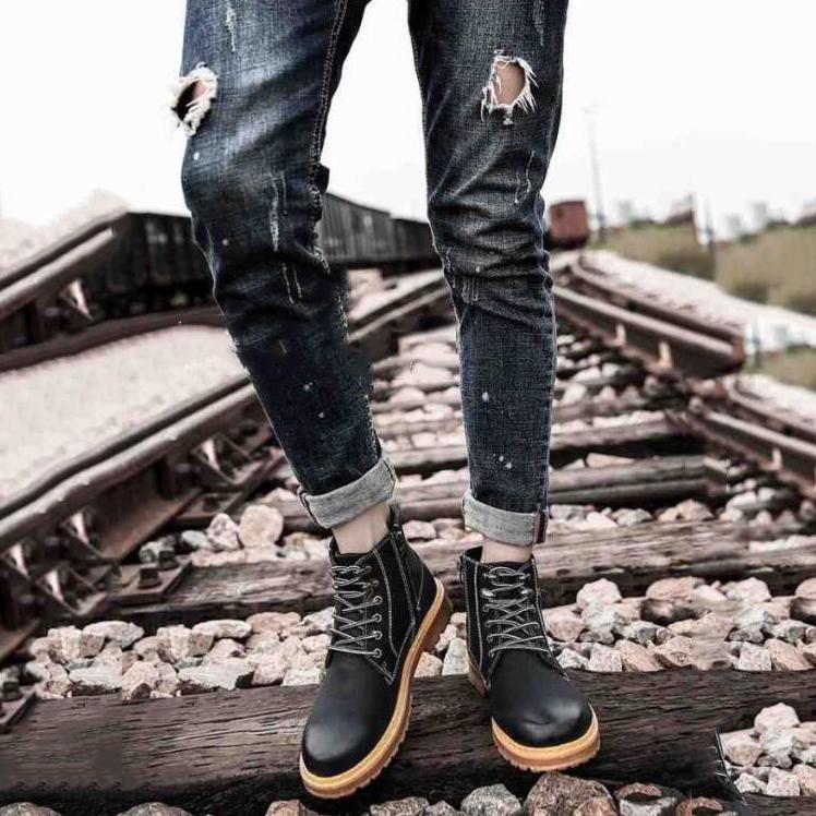 Martin Boots Men Leather Shoes Retro Military Boots Men's Waterproof Desert Boots Tide Men's Boots