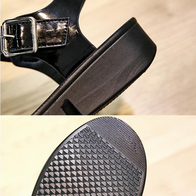 Summer Flat-bottomed Schoolgirl Sandals Flat-heel Korean Style All-match Women's Shoes Mid-heel Roman Women's Chunky Heels