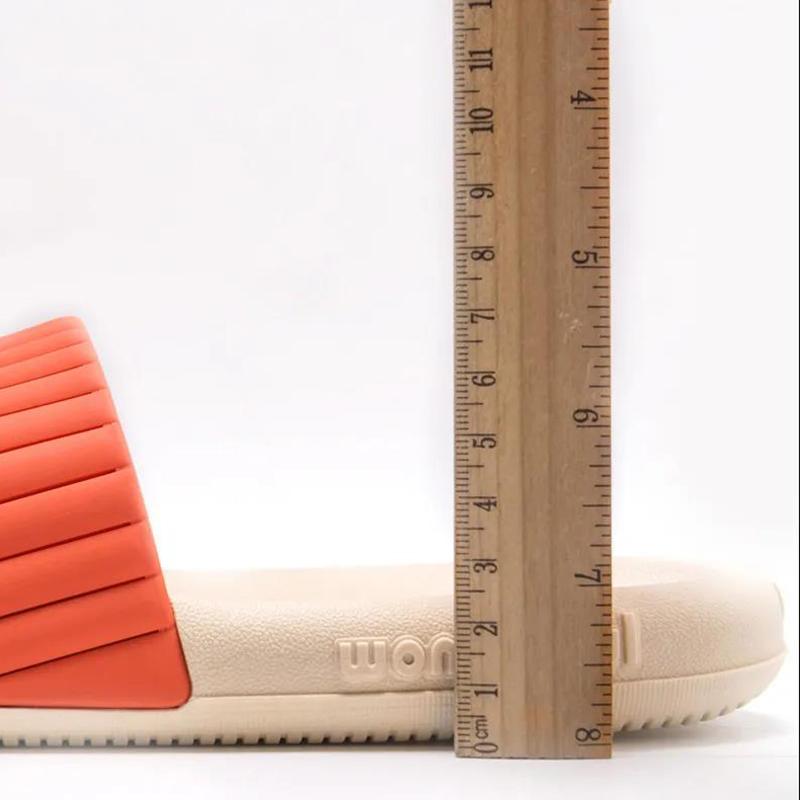 Summer Beach Slippers for Men Wear-resistant Home Bathing Sandals and Slippers Not Smelly Feet Female EVA Slippers