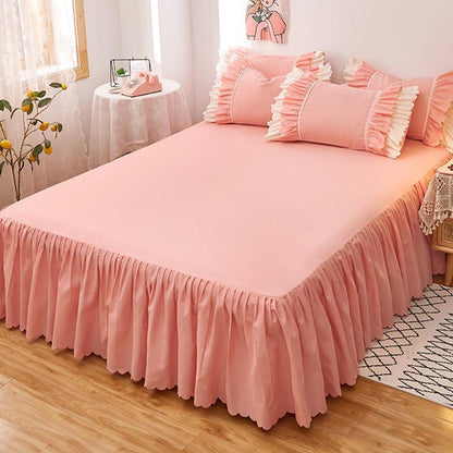 Skin-friendly Bed Skirt Three-piece Bedding Bed Skirt-style Bedspread Sheets Non-slip and Dust-proof Bed Sheet Protective Cover