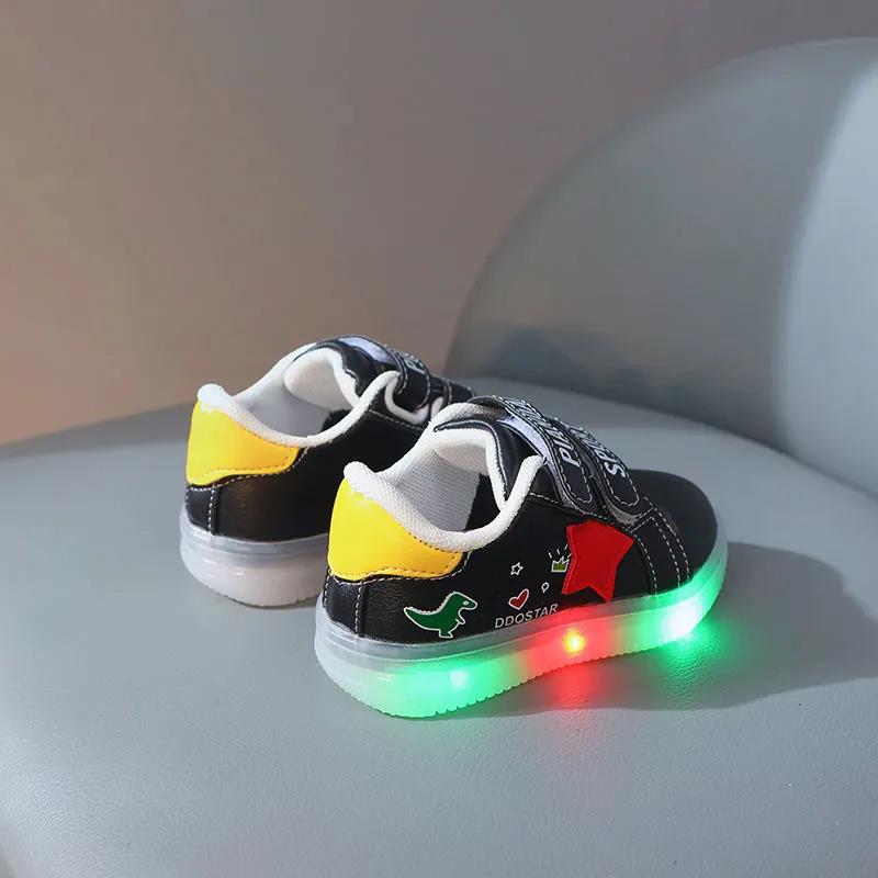 Children's Light Shoes Baby Shoes Spring and Autumn Boys' and Girls' Small White Shoes Anti-skid Middle and Small Children's Sports Walking Shoes