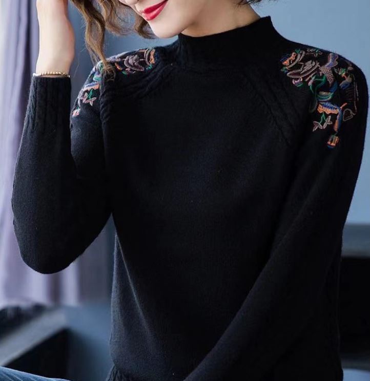 Autumn and Winter Women's Half Turtleneck Sweater Fashion Solid Color Embroidered Knit Sweater Loose Large Size Short Sweater