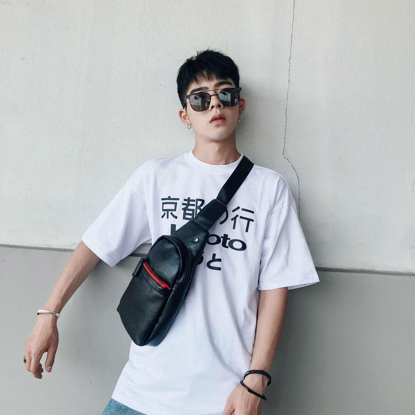 Shoulder bag men's pu leather mobile phone bag chest bag outdoor riding sports Messenger bag