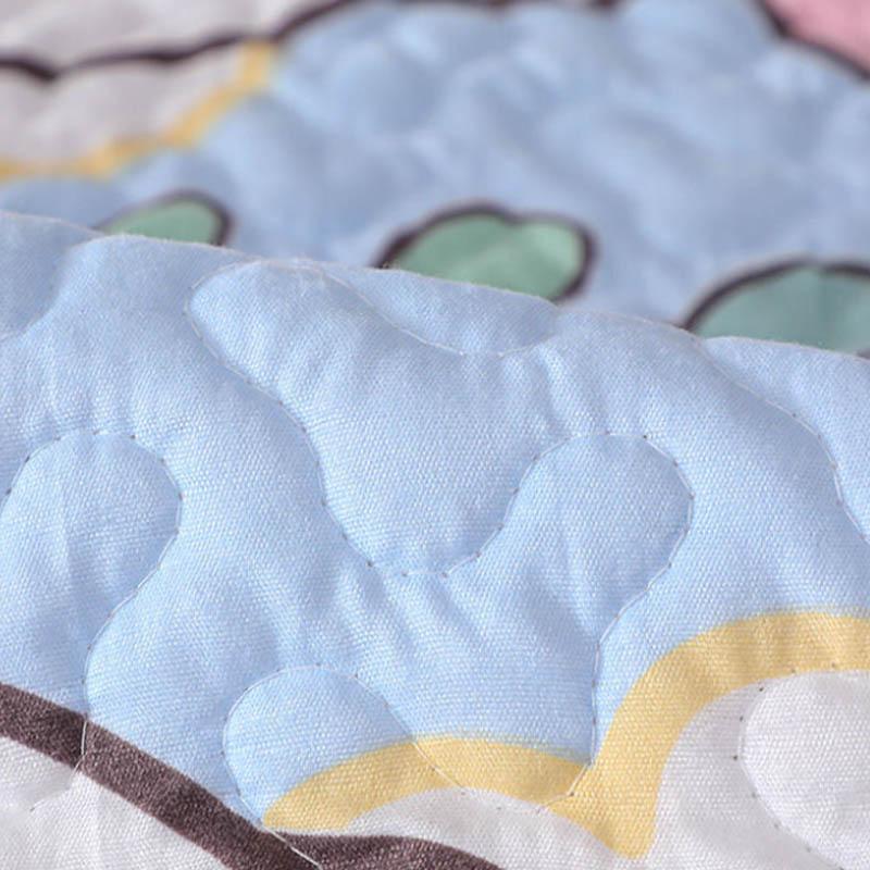 Physiological Monthly Mat Can Be Machine Washing Period Anti-side Leaky Pad Student Dormitory Special Baby Mattress Strawberry Pattern Cute Wind