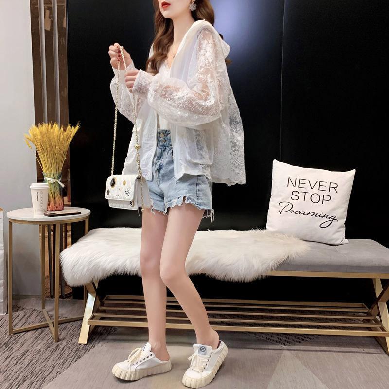 Lace Embroidered Sunscreen Ladies Summer Mesh Splicing Thin Hooded Short Cardigan Top