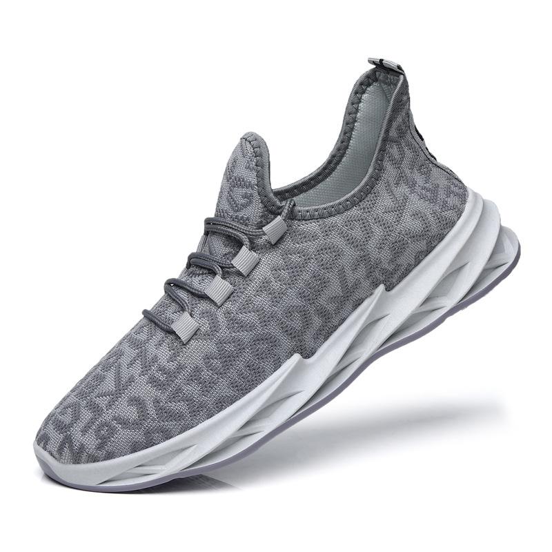 Men's Low Top Sneakers Men's Casual Shoes Trendy All-match Running Shoes Clearance Booth