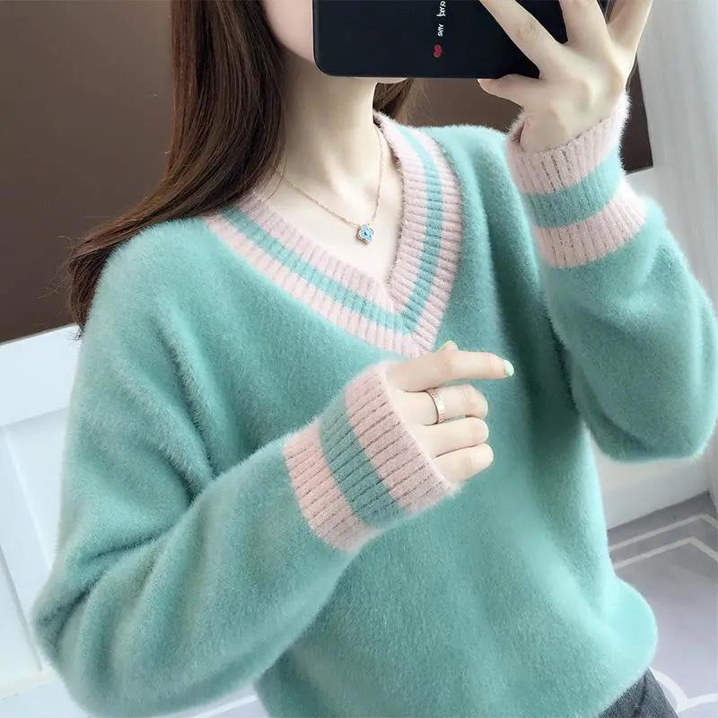 Women's Autumn and Winter Imitation Mink Velvet Thickened Pullover Sweater Women's Short V-neck Loose Long Sleeve Versatile Sweater