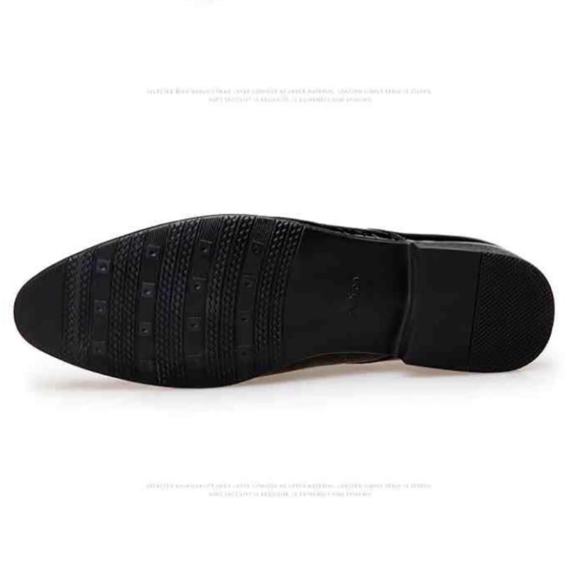 Men's Business Dress Shoes Casual British Pointed Shoes Soft Soles Korean Youth Trend Shoes