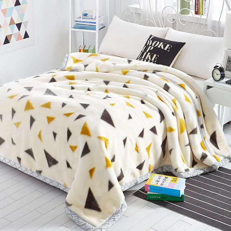 Coral Fleece Thickening Non-shedding Blanket Quilt Bedroom Cover Blanket