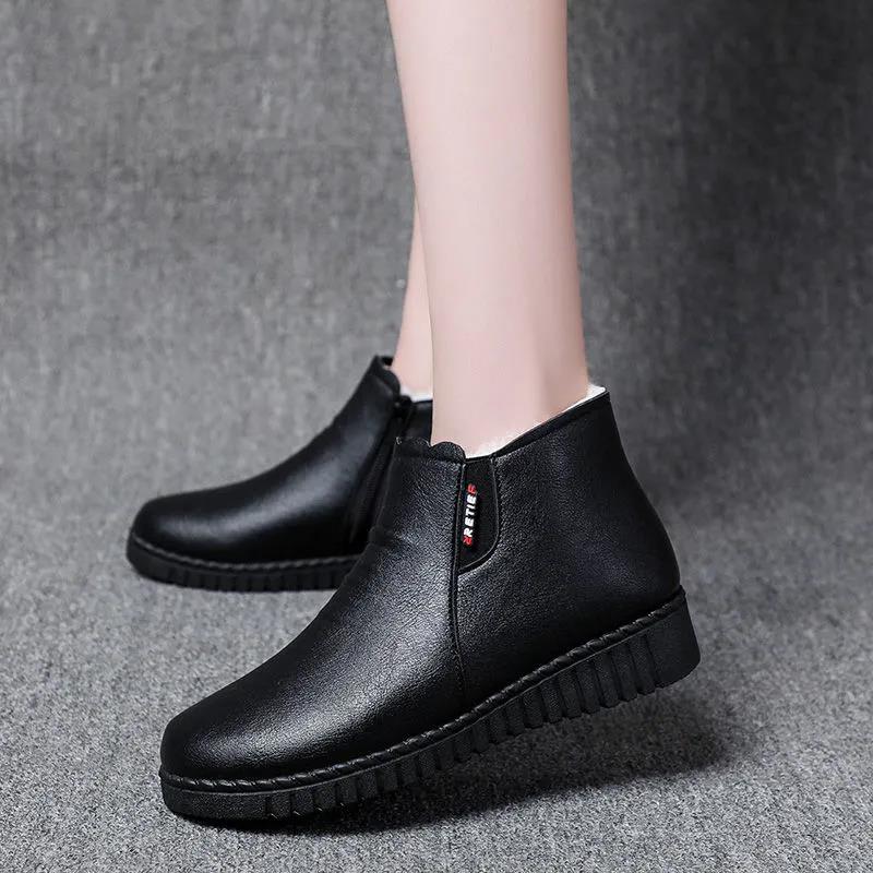 Women's Boots Thickened Warm Middle-aged Elderly Cotton Shoes Women's Winter Shoes Plus Velvet Non-slip Flat Soft Bottom Comfortable Leather Shoes