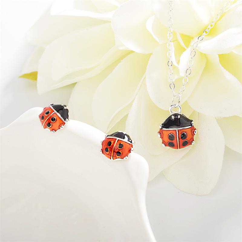Fashion Set Jewelry Creative Seven-Star Ladybug Two-Piece Stud Necklace Creative Cute Jewelry