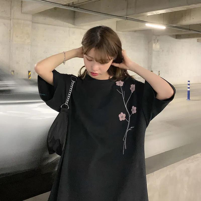 Pure Color Flower Pattern Embroidery Women  Causal  T Shirt Tee Lady Girl Top Hipster Cartoons Style T-Shirts
