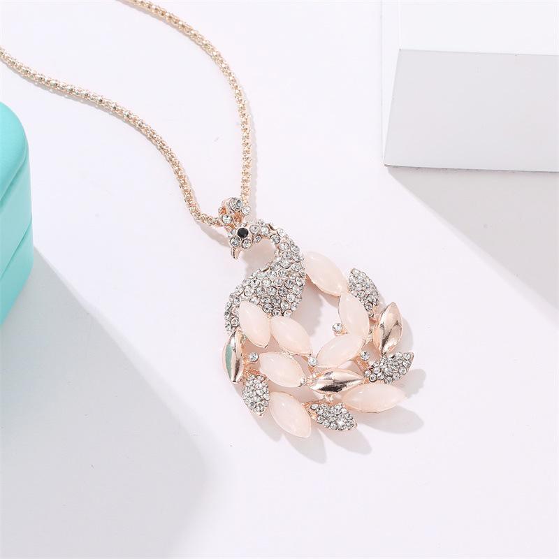Peacock Opal Long Ms. Necklace Temperament Classic Rhinestone Sweater Chain Fashion Joker